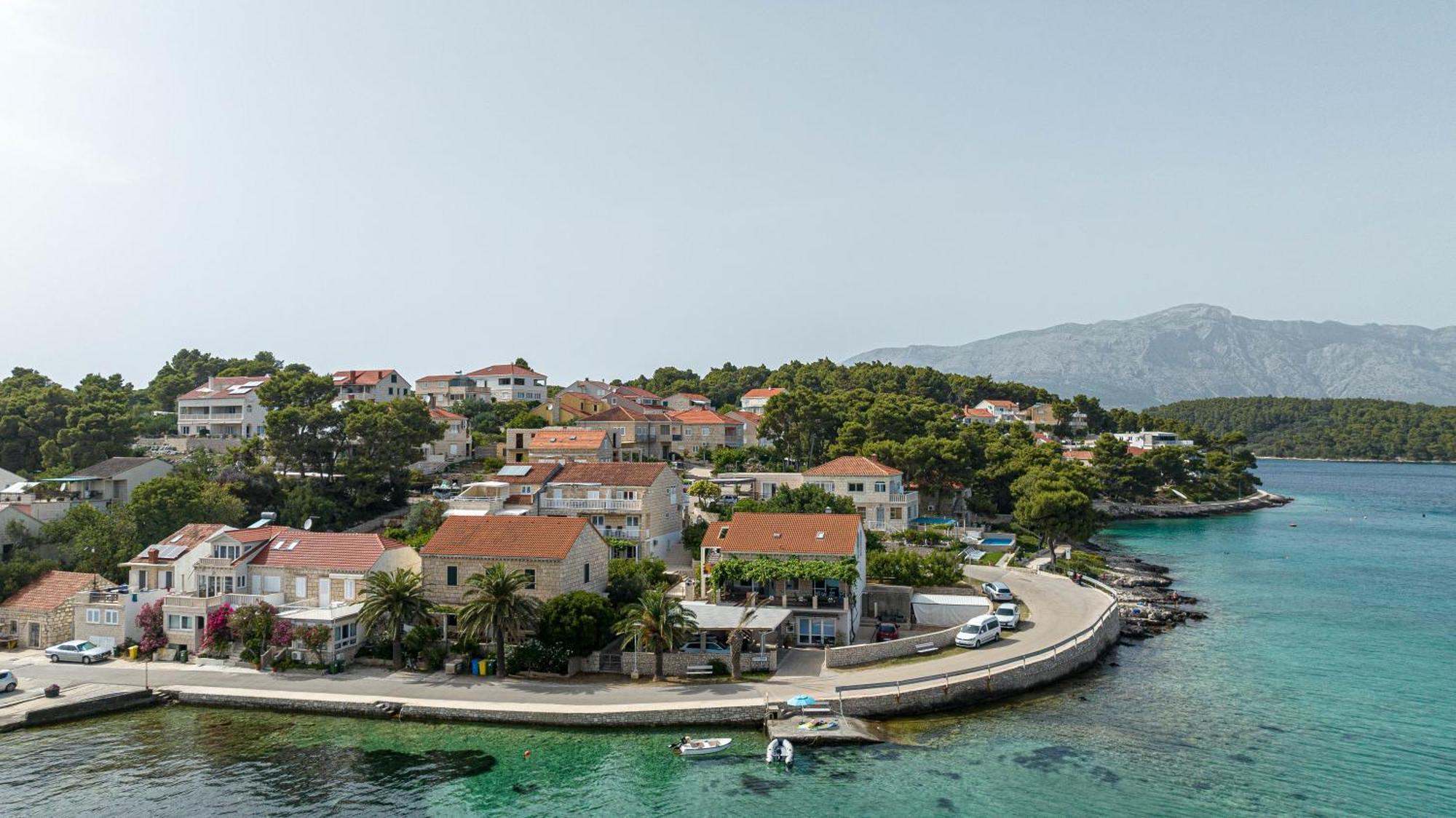 Apartments Suda Lumbarda Buitenkant foto