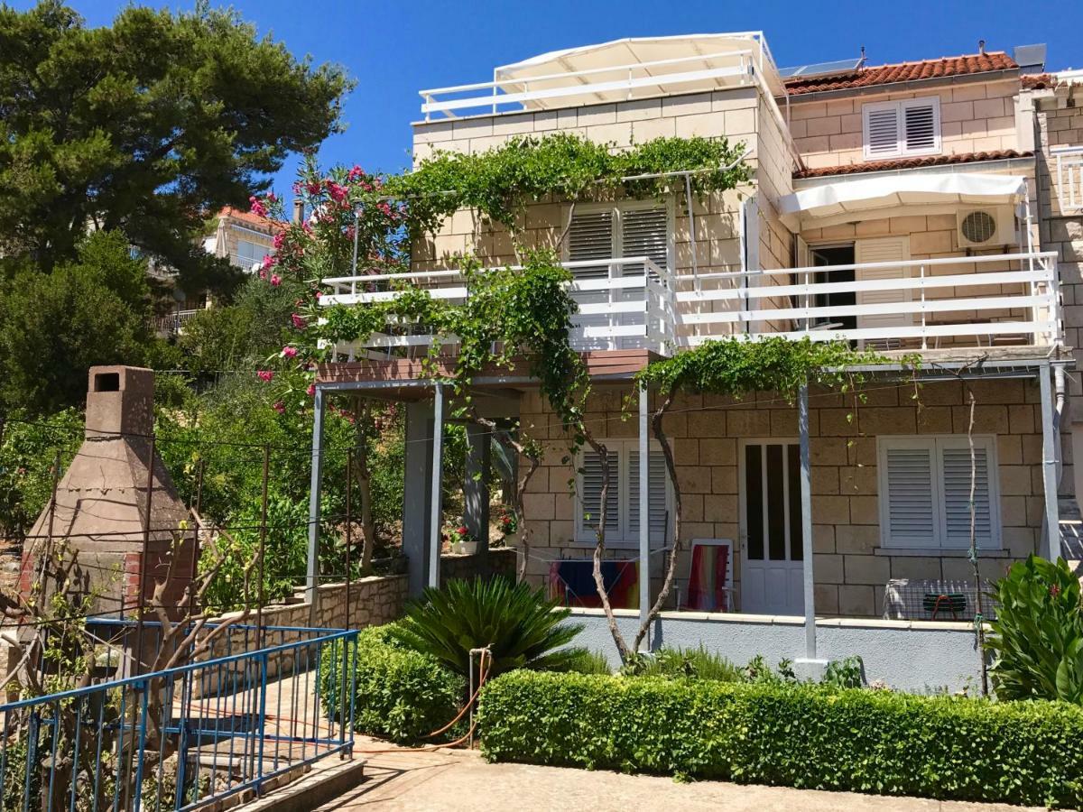 Apartments Suda Lumbarda Buitenkant foto